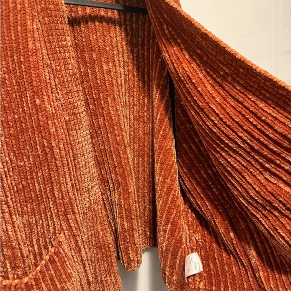 Urban Outfitters Oversized Chenille Cardigan *very soft* - Picture 6 of 9